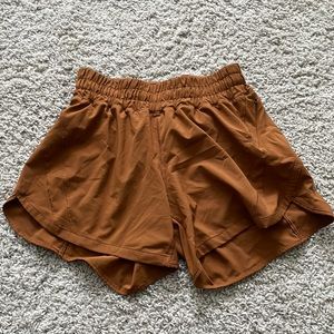 Lululemon Track that short